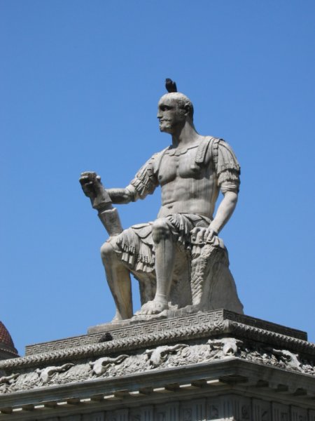 fichier 20060422_1220_statue-0.jpg