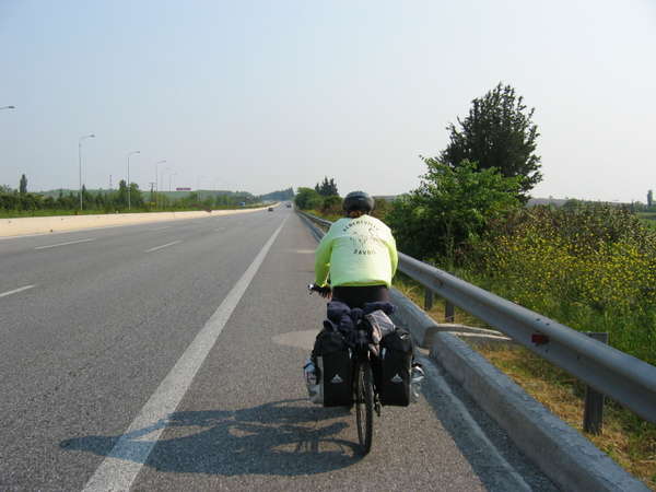 fichier 20060507_0903_annie_velo-0.jpg