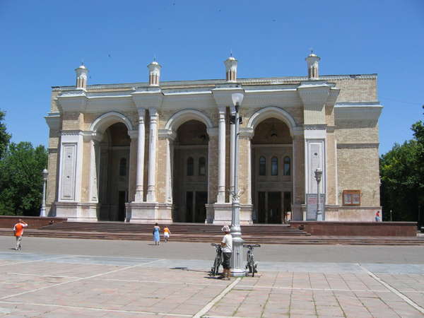 fichier 20060604_1053_theatre_ballet_spartacus_1euro-0.jpg