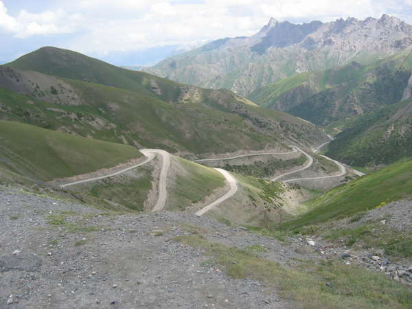 fichier 20060630_0936_077_montee_col_taldik_3615m-0.jpg