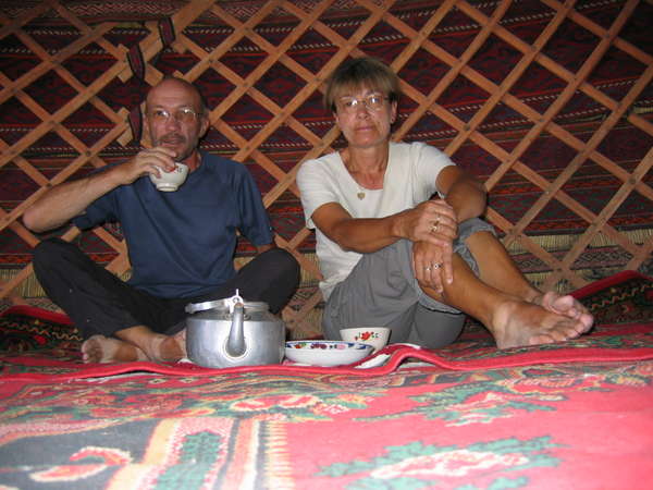 fichier 20060725_090356_lastpix_chine_repos_sous_la_yourte-0.jpg