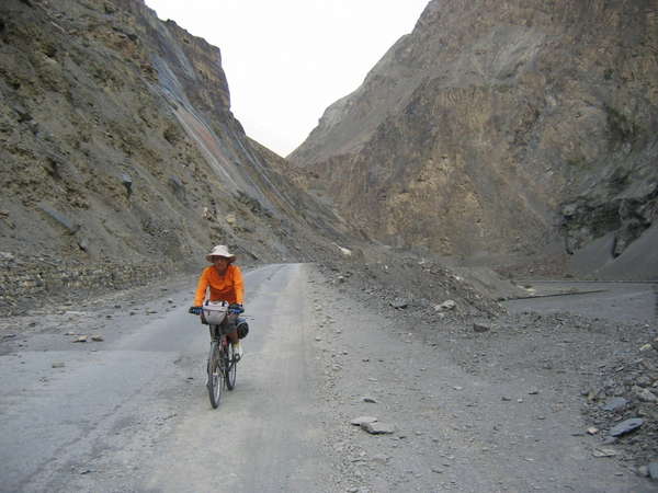 fichier 20060803_134209_pakistan_debut1_dans_descente_kunjerab-0.jpg