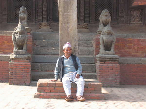fichier 20061210_120000_0319_papy_soleil_bhaktapur-0.jpg