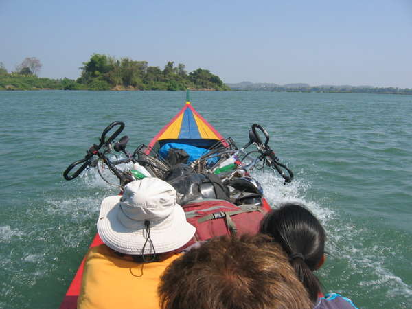 fichier 20070216_140000_0544_laos-0.jpg