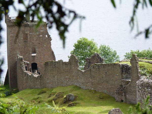 fichier 0780_20120815_155_Chateau_Urquart-0.jpg